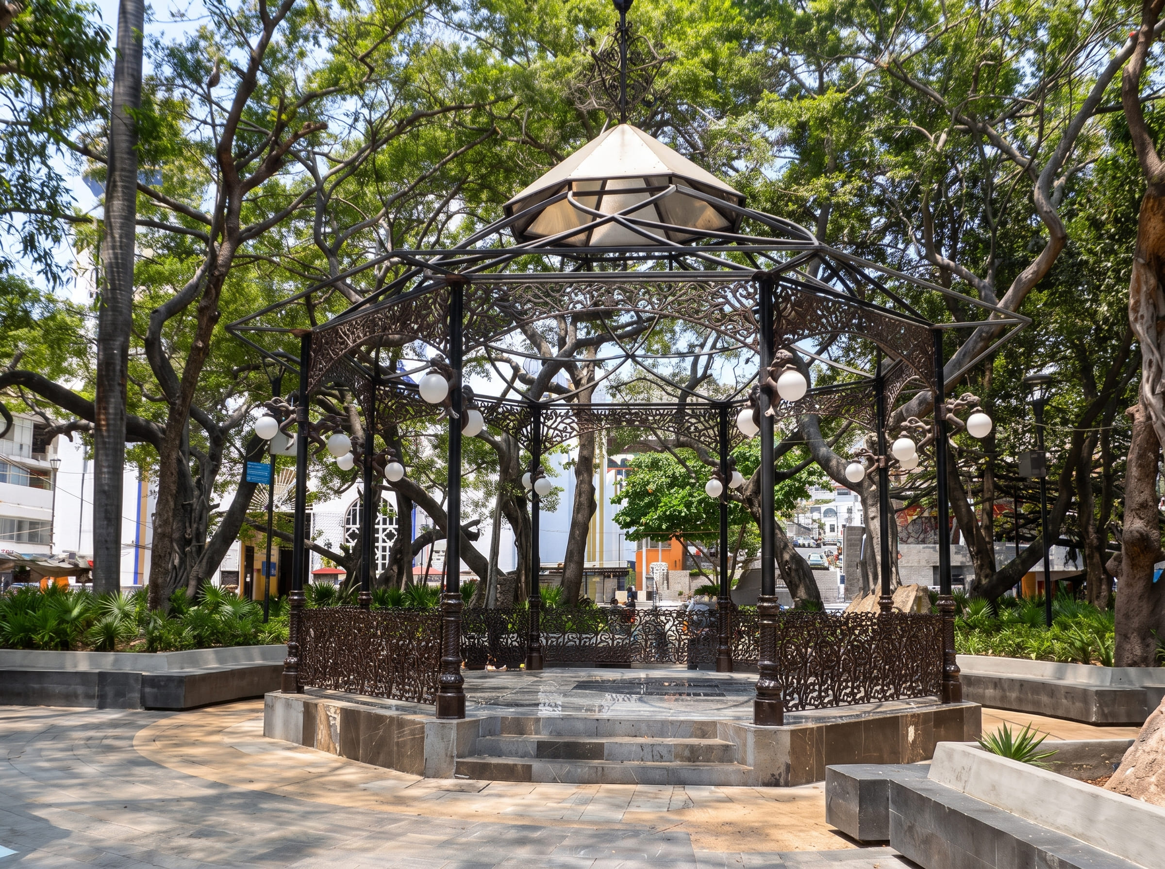 Plaza Álvarez - 1