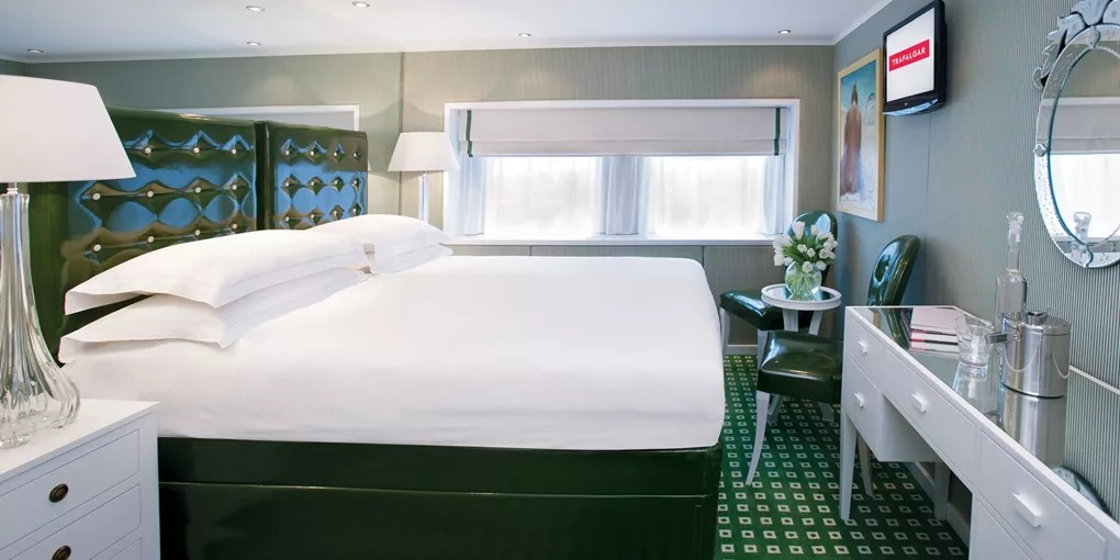 Sunday, May 23th - June 1st
9 Nights / Amsterdam to Basel
Trafalgar Verity Deluxe C Room from US$ 3,679* Was US$4,599 (Save US$920)